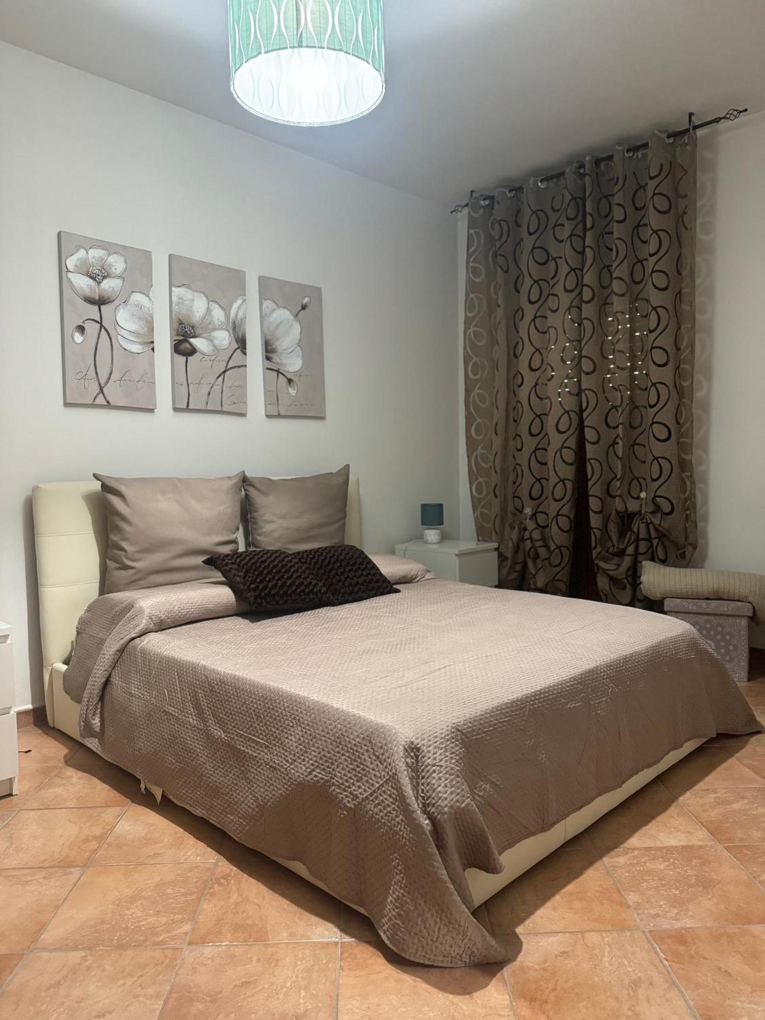 Appartement A Due Passi Dal Centro à Ravenne Chambre photo
